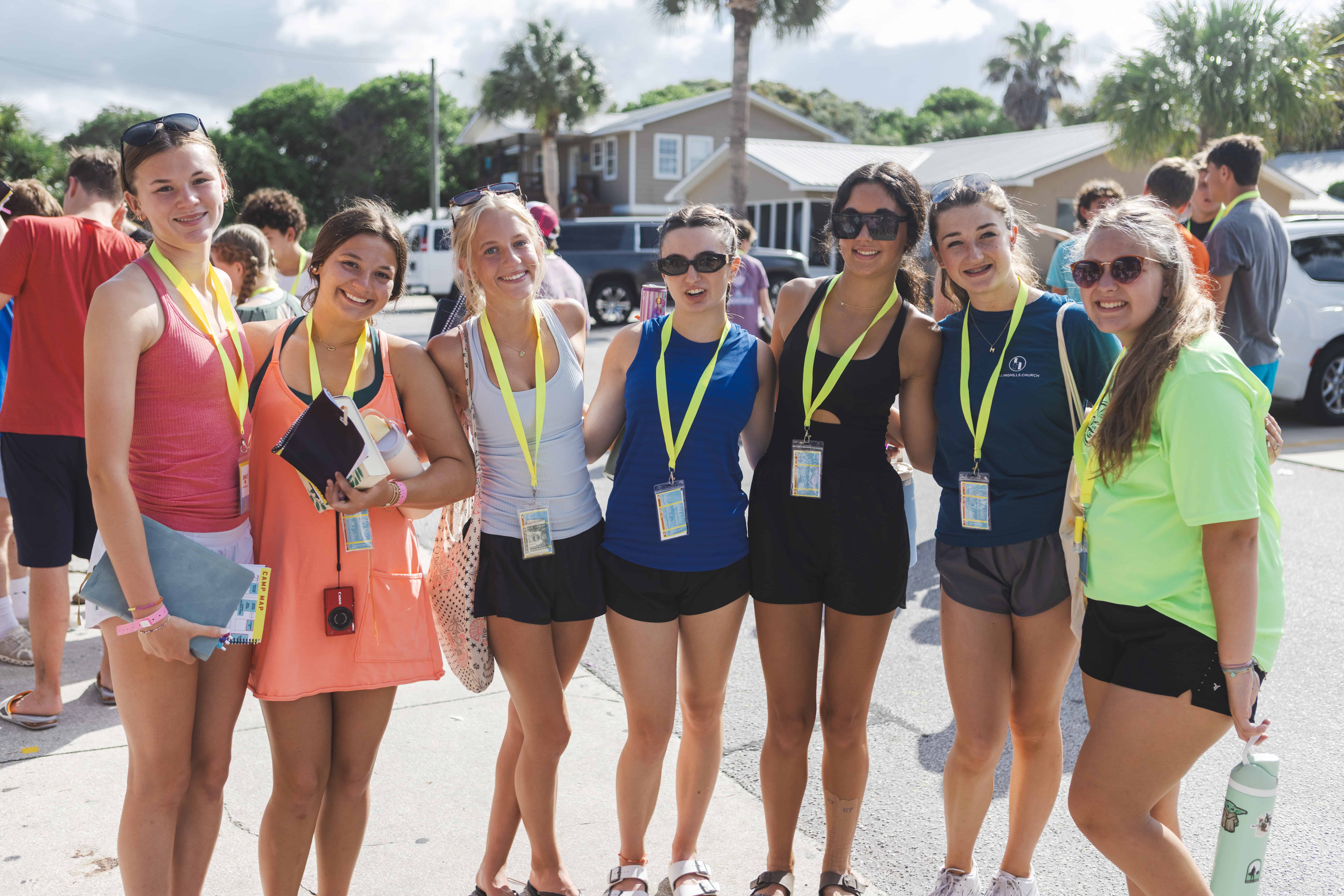 267A3581 (2) 2025 Beach Week RH Girls